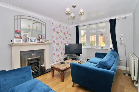110 Glendale, Swanley, BR8 8TP
