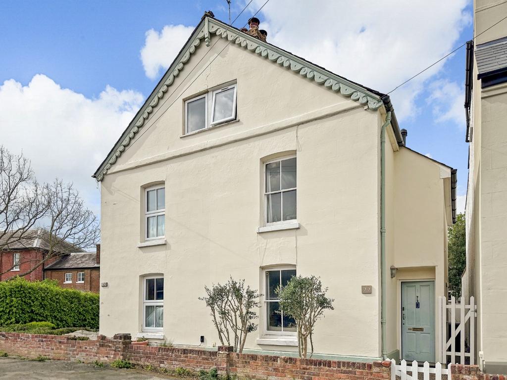 Union Road, Bridge, Canterbury, Kent... 4 bed semidetached house for