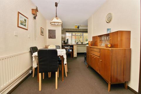 63 Pinks Hill, Swanley, BR8 8NN