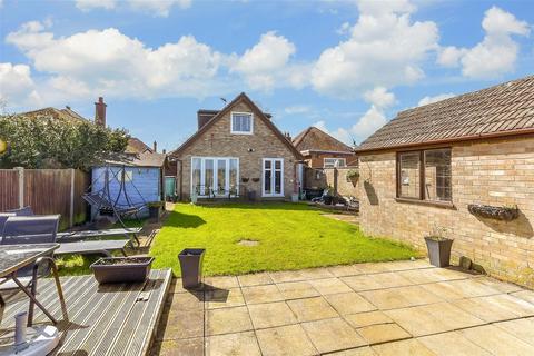 5 bedroom detached house for sale, Station Road, New Romney, Kent