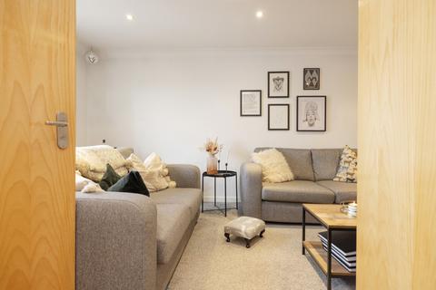 2 bedroom apartment for sale, 161/8 Easter Road, Leith, Edinburgh, EH7 5QB