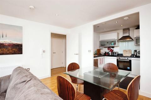 2 bedroom flat for sale, Hill Quays, 8 Commercial Street M15 4QY