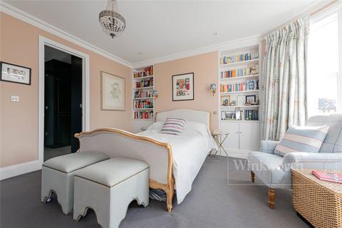 60 Bathurst Gardens, London, NW10 5HY