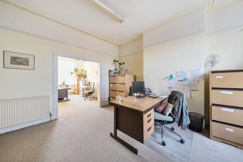 Office to rent, 141 Cricklewood Broadway, London, NW2 3HY