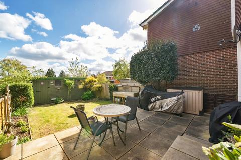 7 Cedar Close, Kings Worthy, Winchester, SO23 7NN