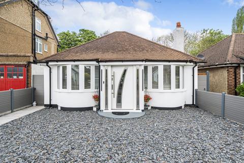 3 bedroom bungalow for sale, Myrtle Avenue, Ruislip, Middlesex