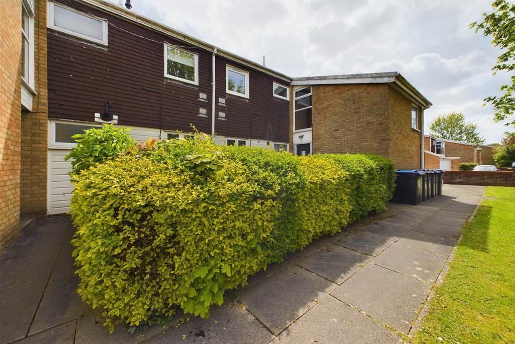 Wootton Drive, Hemel Hempstead, Fully... 1 bed flat to rent £1,000
