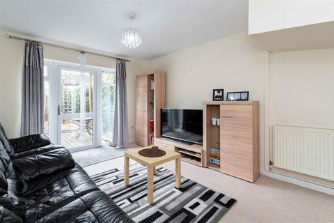 5 Chisel Close, Hereford, HR4 9XF