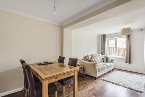 4 Burwell Meadow, Witney, OX28 5JQ