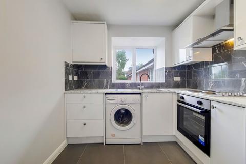 1 bedroom flat for sale, Rufford Close, Harrow, HA3