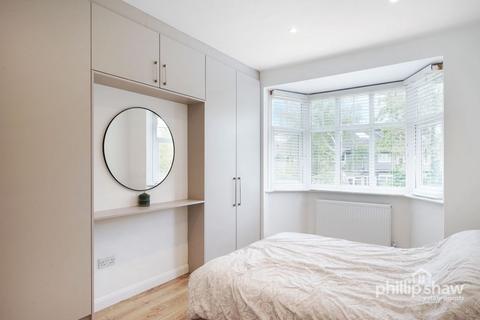 2 bedroom maisonette for sale, Lowick Road, Harrow, HA1