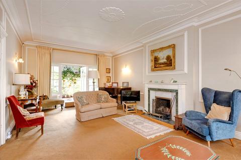 9 Ranulf Road, London, NW2 2BT
