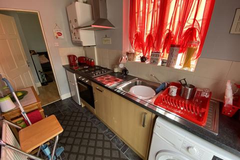 2 bedroom flat for sale, Park Terrace, Swalwell, Newcastle upon Tyne, Tyne and Wear, NE16 3BU