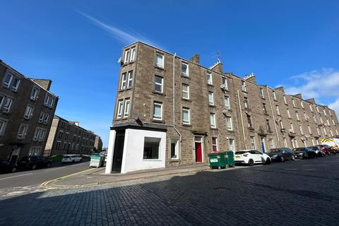 2 bedroom flat to rent, Dundee DD1