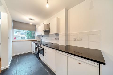 2 bedroom end of terrace house to rent, Cherrywood Drive Putney SW15