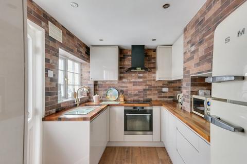 131 Baddow Road, Chelmsford, CM2 7PY