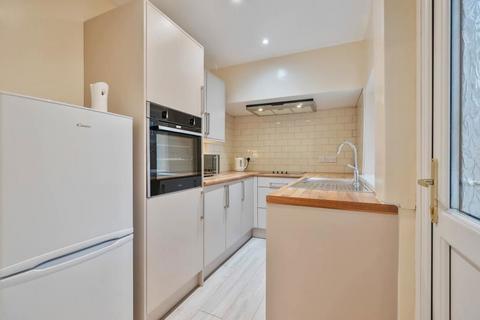 2 bedroom terraced house for sale, French Street, Sunbury-On-Thames, TW16 5JL