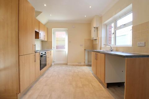 25 Barrow Close, Marlborough, SN8 2BD