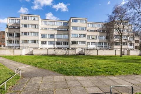 2 bedroom flat for sale, Central Windsor,  Berkshire,  SL4