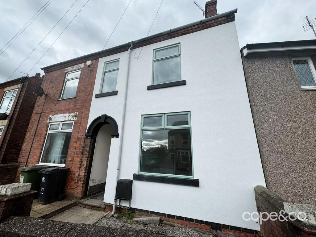 Derby Road, Swanwick, Alfreton... 3 bed semidetached house £200,000