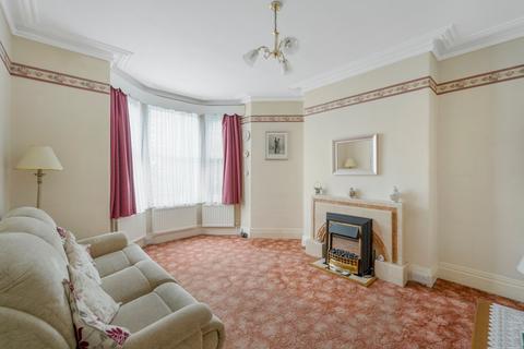 26 Ashcombe Park Road, Weston-super-mare, BS23 2YE