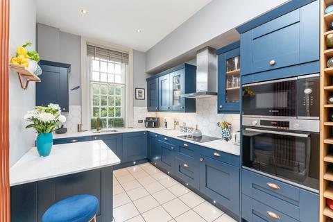 3 bedroom terraced house for sale, Jackson Walk, Menston, Ilkley, West Yorkshire, LS29