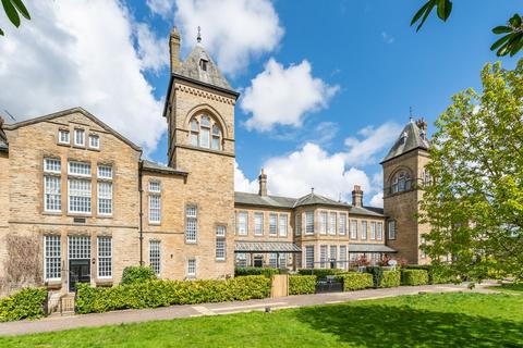 3 bedroom terraced house for sale, Jackson Walk, Menston, Ilkley, West Yorkshire, LS29