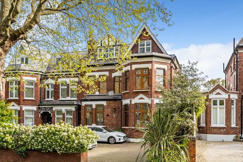 2 bedroom flat for sale, Great North Road, Highgate