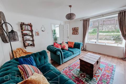5 Beach Road, Porthtowan, Truro, TR4 8AA