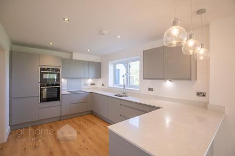 Garth Lodge Penstraze, Chacewater, Truro, TR4 8PH