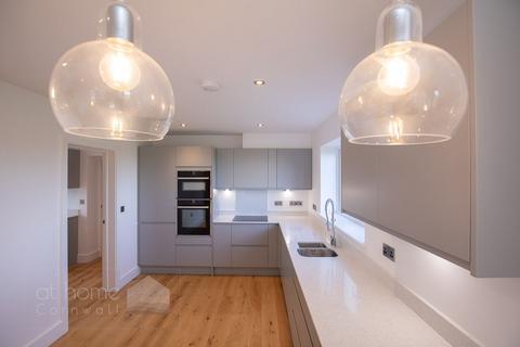 Garth Lodge Penstraze, Chacewater, Truro, TR4 8PH