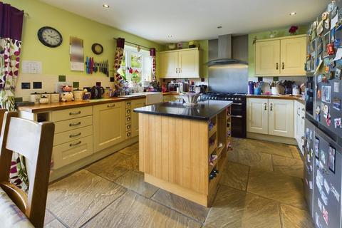 5 bedroom detached house for sale, Ely Road, Hilgay PE38