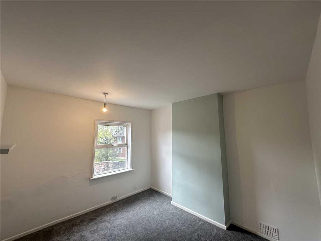 Bedroom 2: