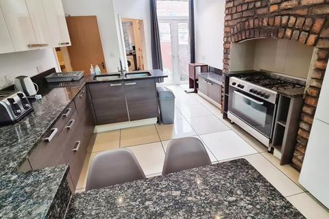 6 bedroom terraced house for sale, Heald Grove, Manchester, Greater Manchester, M14