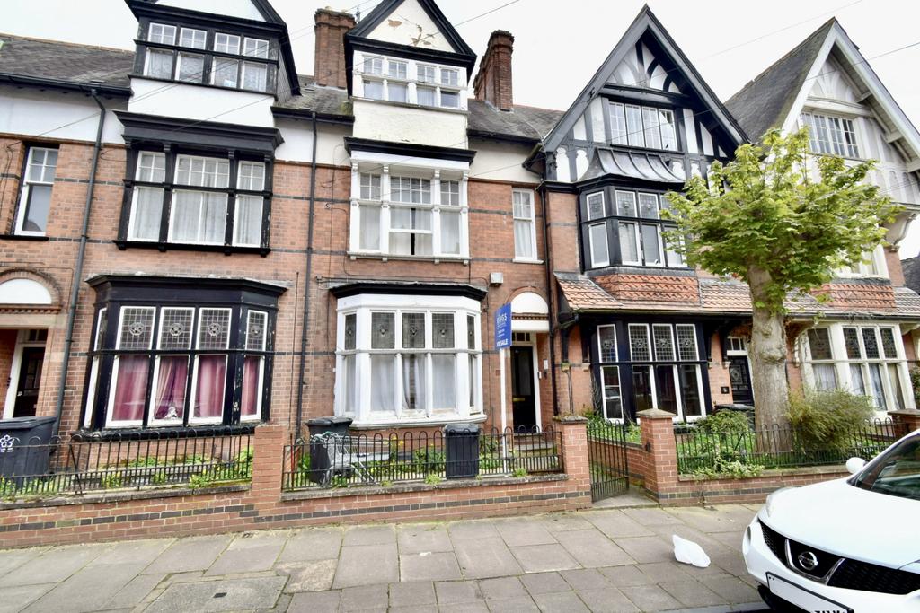 1 Bed Flat, 25 St. James Road, Highfields, Leices