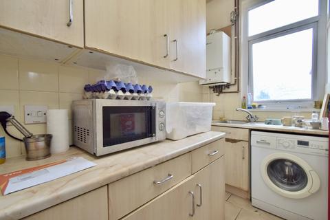 1 bedroom flat for sale, St. James Road, Highfields, Leicester, LE2