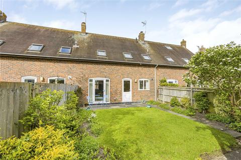 3 bedroom terraced house for sale, Wainwrights, Aylesbury HP18