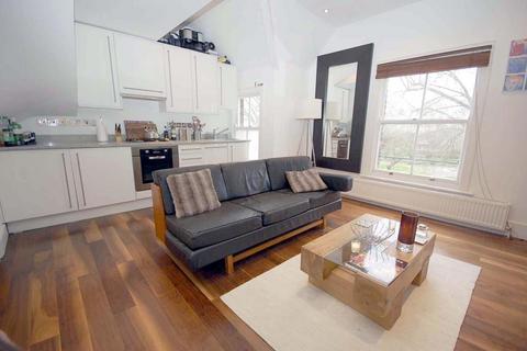 1 bedroom flat for sale, Station Road, Alexandra Park, N22 7SY