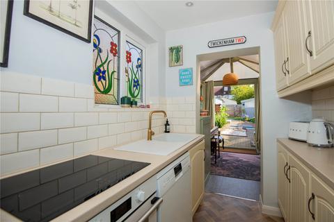 16 Dorset Way, Twickenham, TW2 6NB