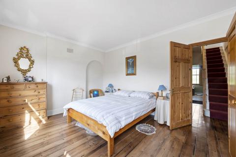 3 bedroom semi-detached house for sale, Crescent Road, Shepperton