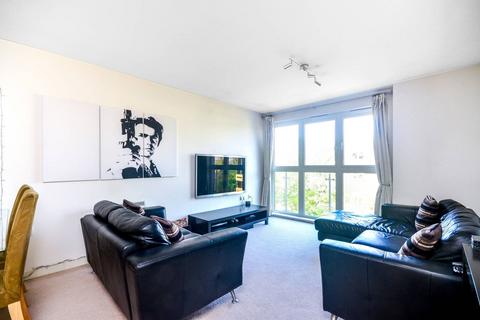 2 bedroom flat for sale, Constitution Hill, Woking, GU22