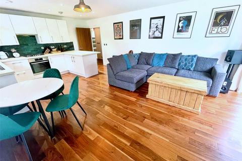 3 Weyview Gardens, Godalming, GU7 1GG