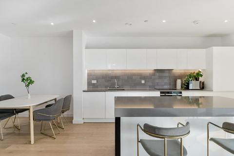 3 bedroom apartment for sale, Pinnacle House, Royal Wharf, E16