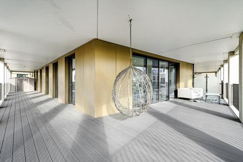 3 bedroom apartment for sale, Pinnacle House, Royal Wharf, E16
