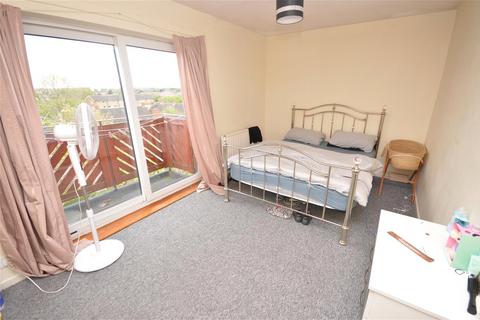 3 bedroom apartment for sale, Kensington Court, Foxwood Grove, Kingshurst, B37