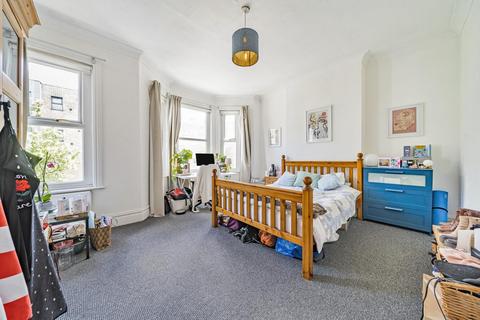 5 bedroom terraced house for sale, Elspeth Road, Battersea