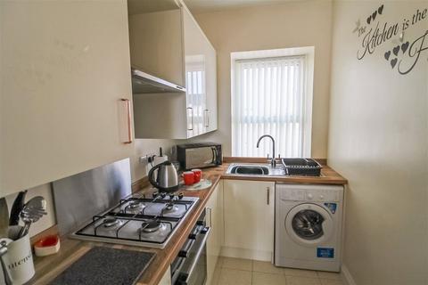 1 bedroom flat for sale, Waterfront Apartments, 46/47 West Parade Rhyl LL18 1HH