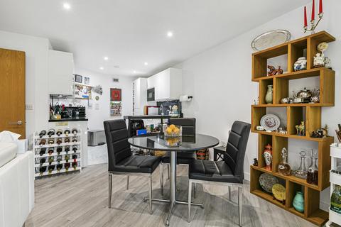 Flat 7, Park Heights Constitution Hill, Woking, GU22 7RT