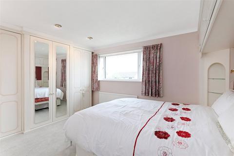 4 bedroom detached house for sale, Stopford Avenue, Sandal, Wakefield, WF2