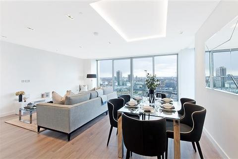 3 bedroom flat to rent, Satin House, Piazza Walk, Aldgate, London, E1